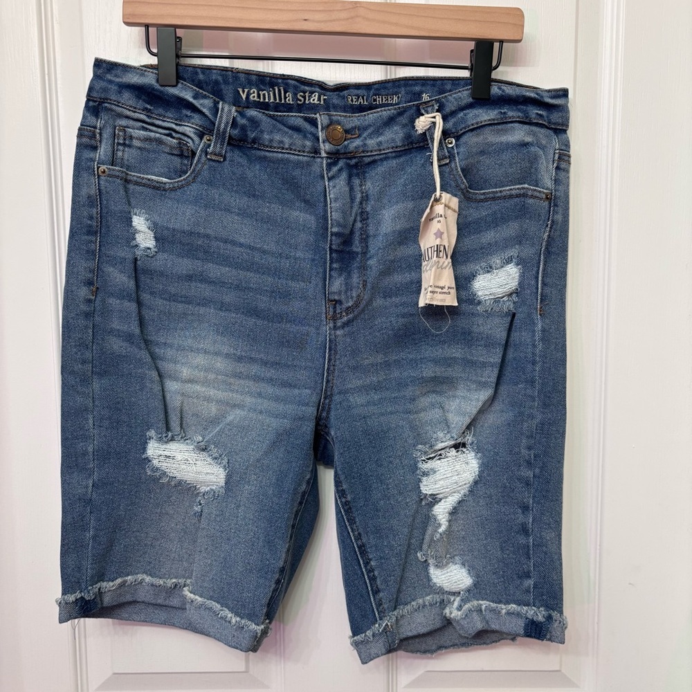 Mid Wash Distressed Denim Shorts | Vanilla Star 16 - Picture 11 of 11